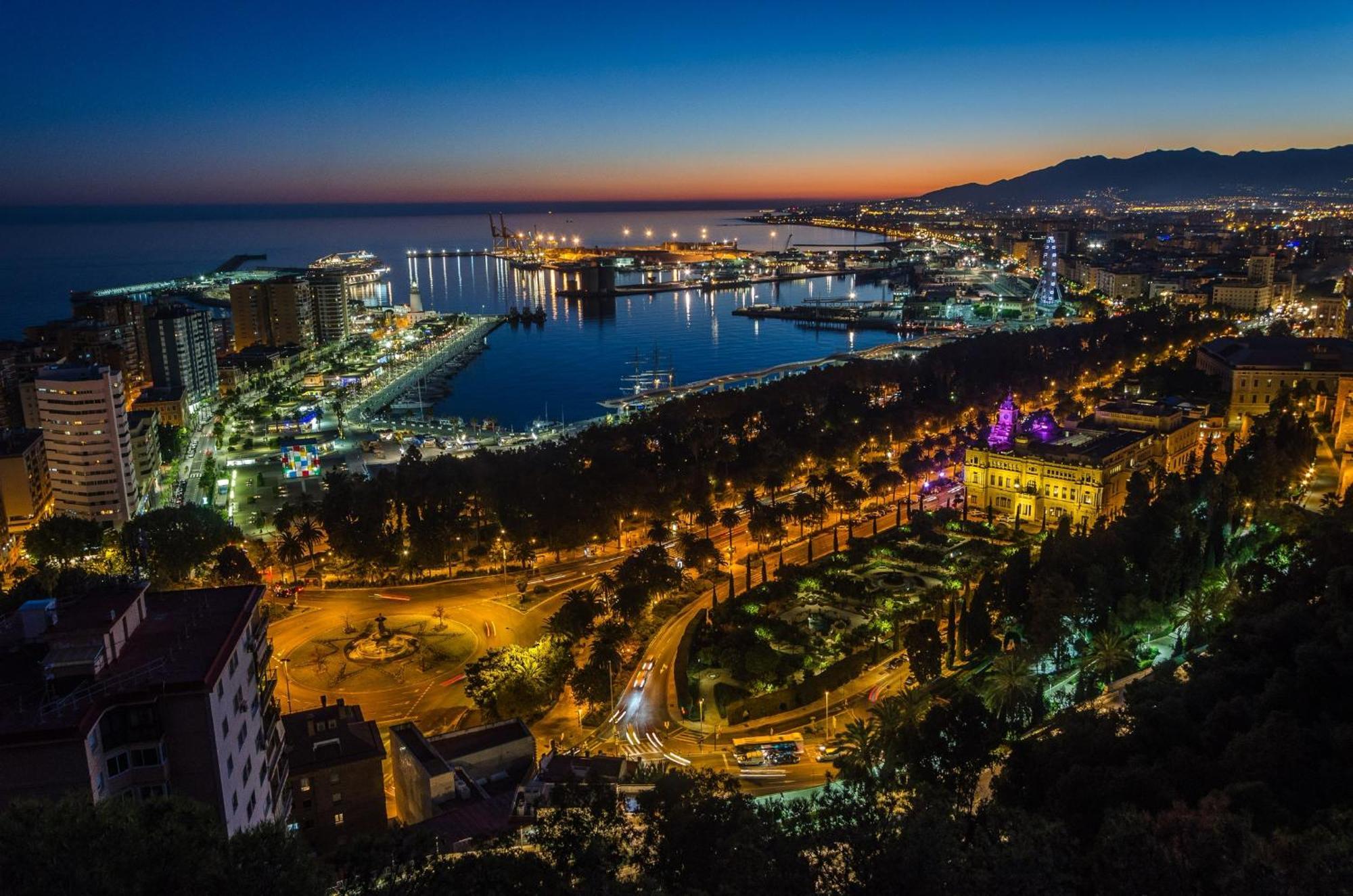 El Atico Con Vistas Al Mediterraneo Parking Y Piscina 6P رينكون ذي لا مْبيكتوري المظهر الخارجي الصورة